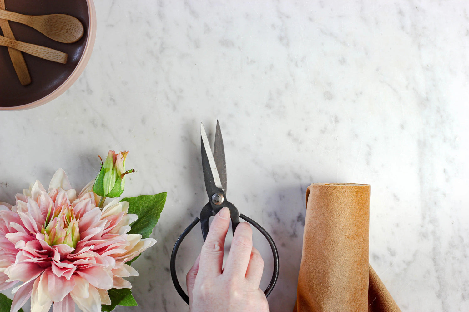 The Ultimate Guide to Sending Flowers in Miami: When, Where & What to Choose