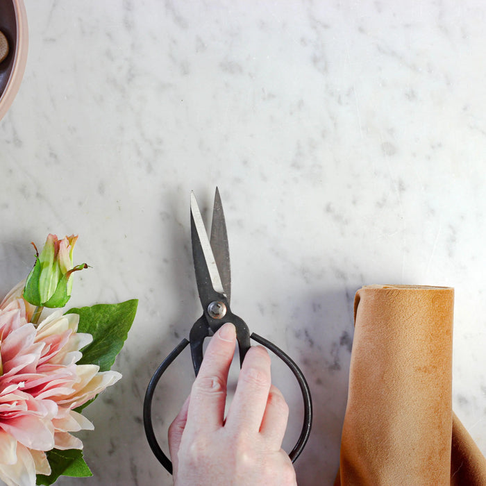 The Ultimate Guide to Sending Flowers in Miami: When, Where & What to Choose
