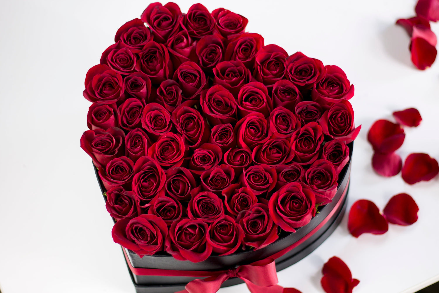 Luxury red roses bouquet in Miami