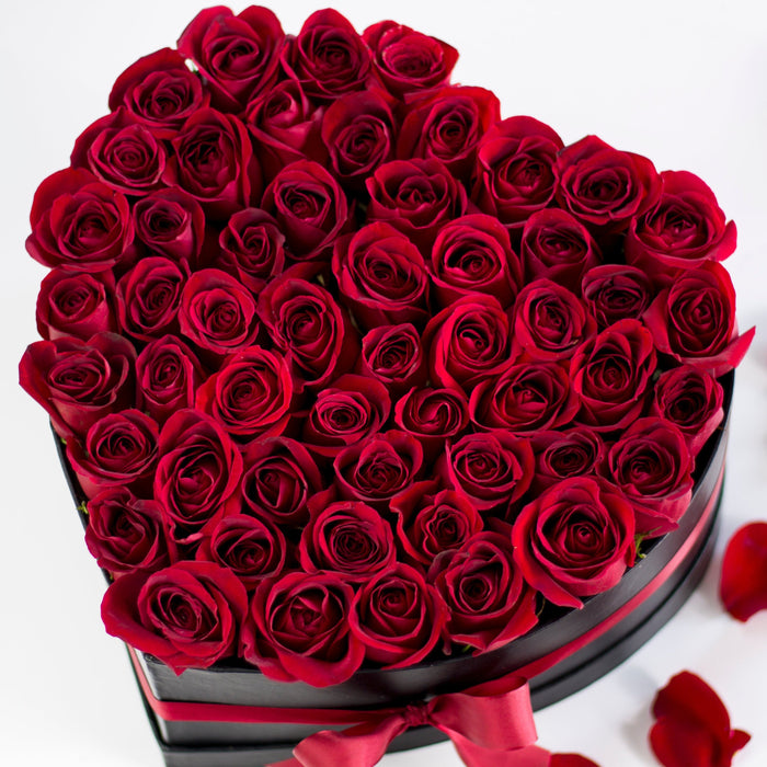 Luxury red roses bouquet in Miami