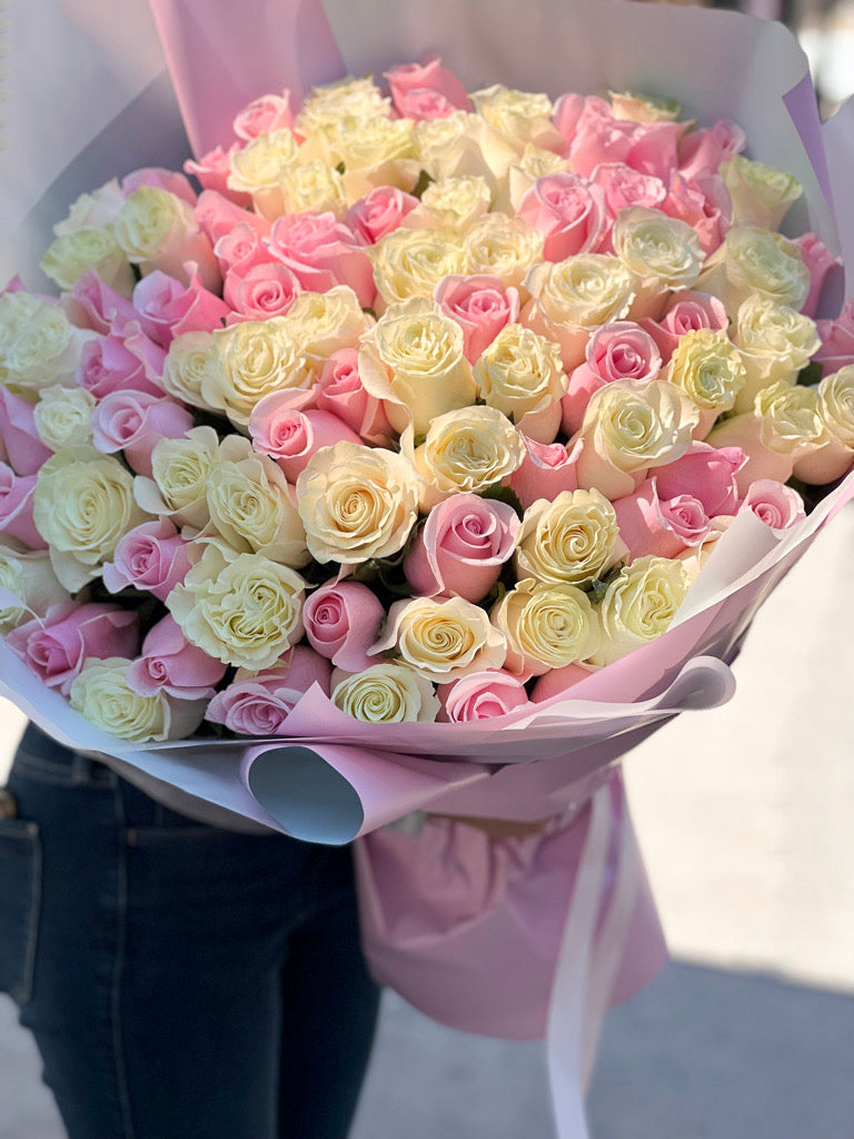 100 White and Pink Roses luxury handcrafted bouquet Miami