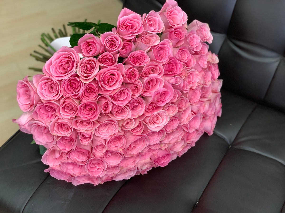100 premium pink roses bouquet by Luxury Flowers Miami