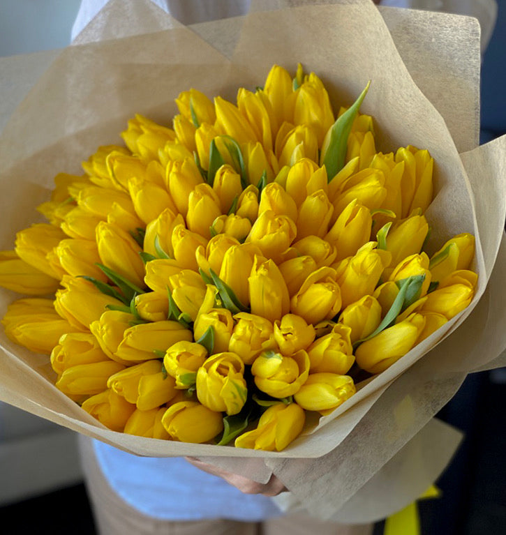 100 premium yellow tulips handcrafted in Miami Beach