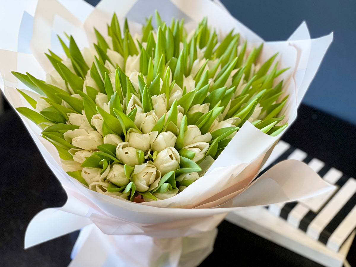 150 premium white tulips luxury flower bouquet