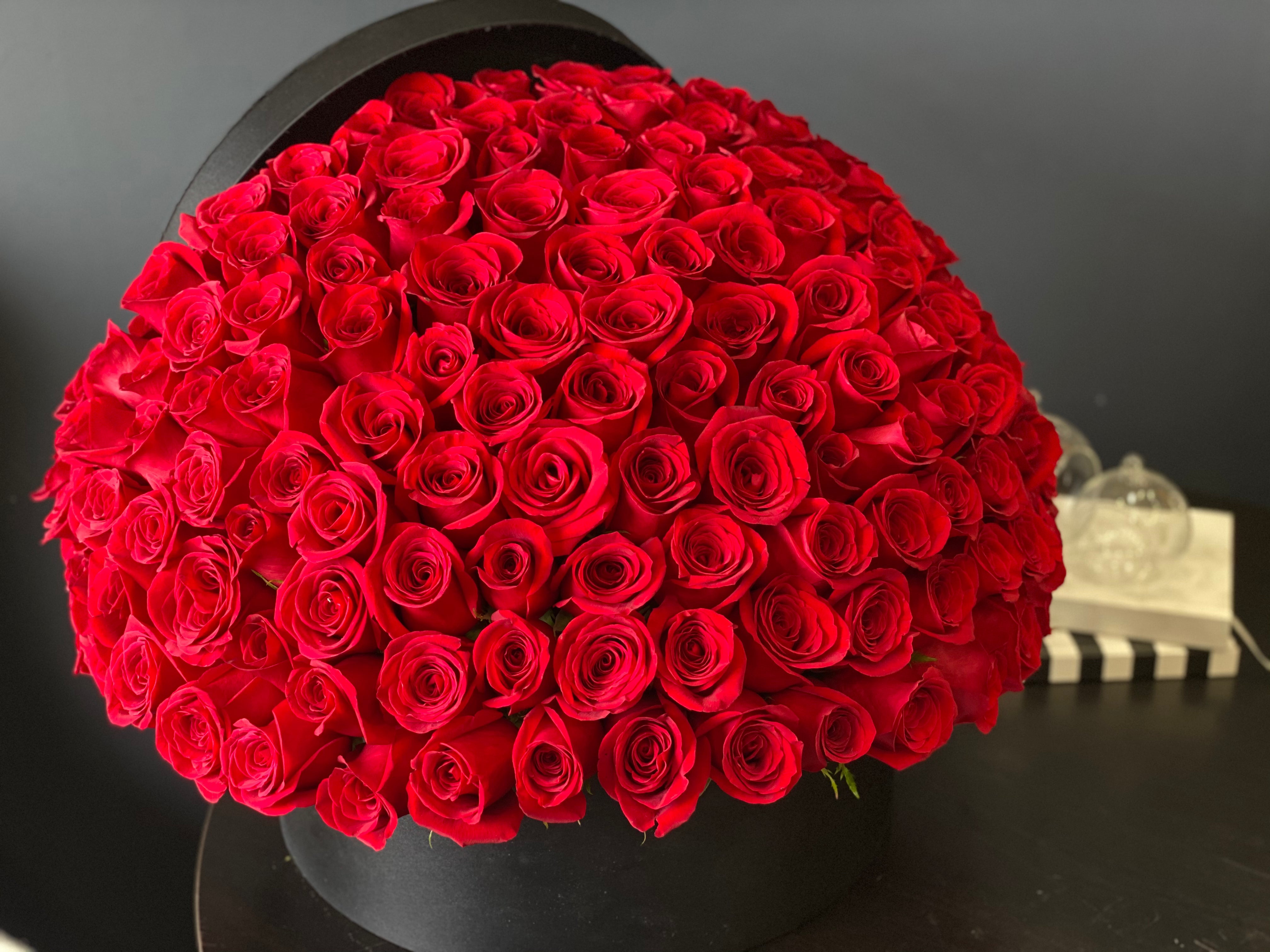 150 red roses in black box luxury flower arrangement Miami