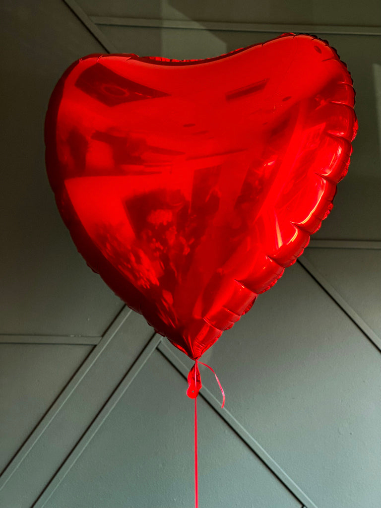 30 inch red heart balloon for delivery in Miami