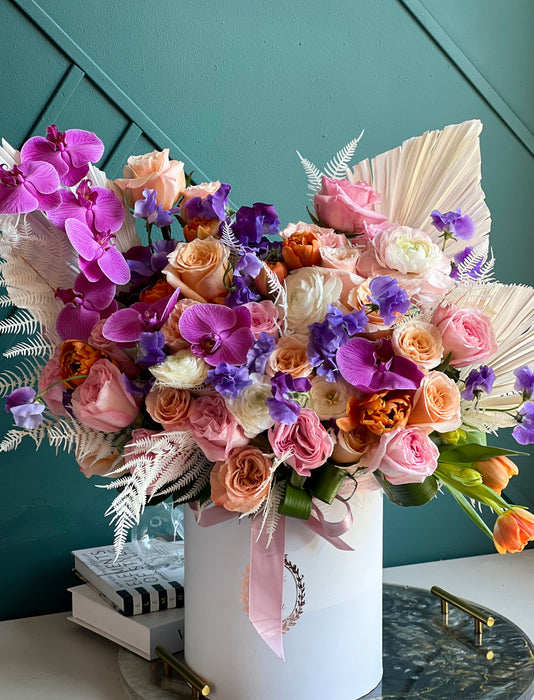 Vivid Garden | Box with flowers