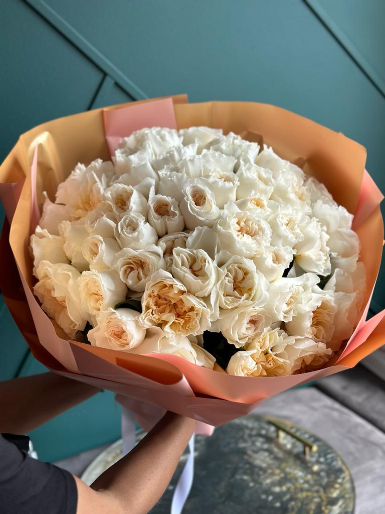 4 Dozen David Austin Garden Roses Bouquet