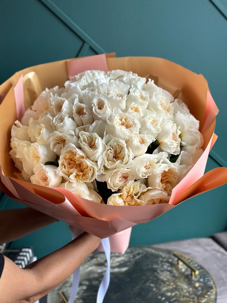 4 Dozen David Austin Garden Roses Bouquet