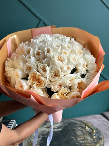4 Dozen David Austin Garden Roses Bouquet