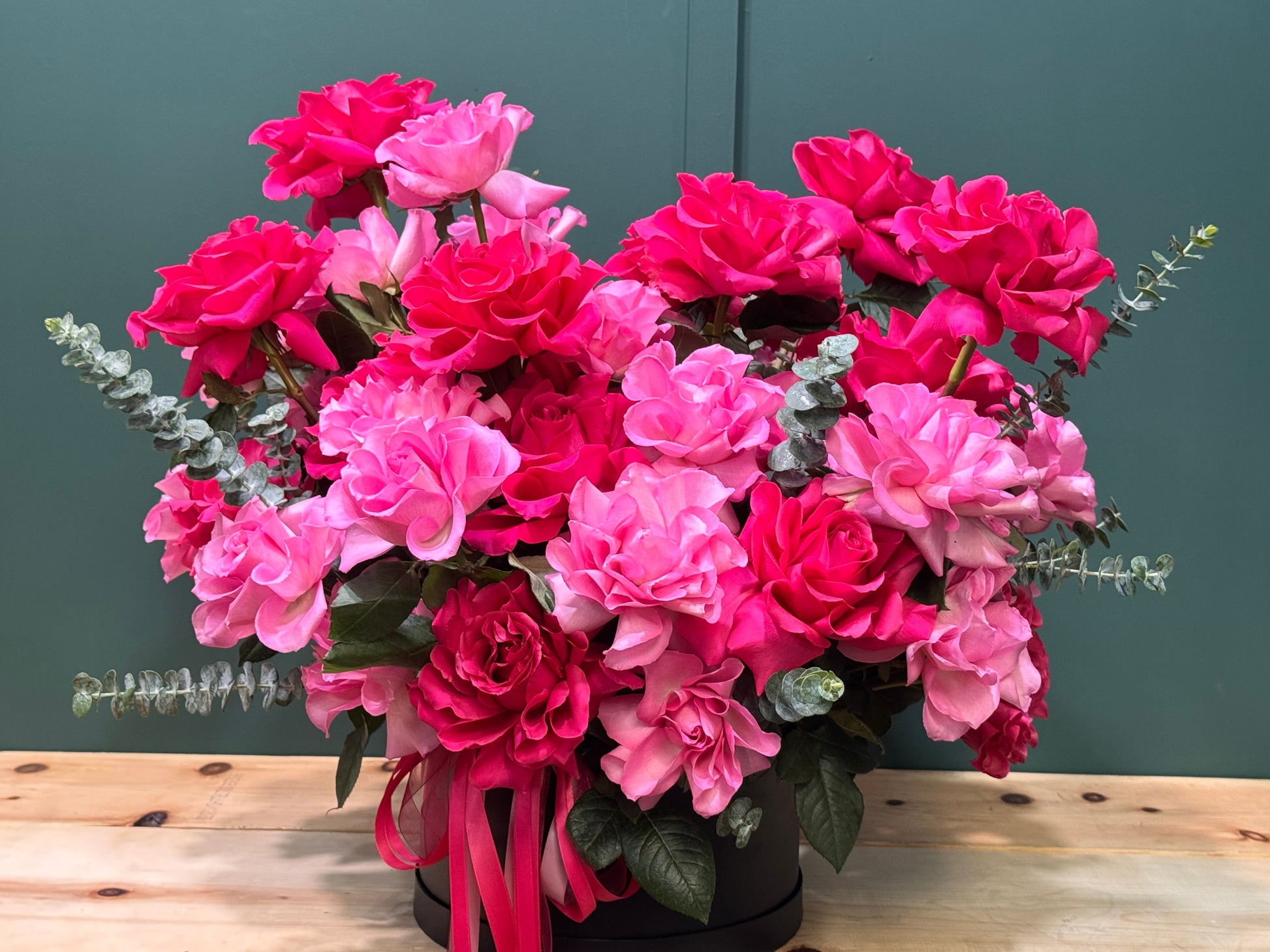 50 French roses arranged in a luxury black flower box in Miami