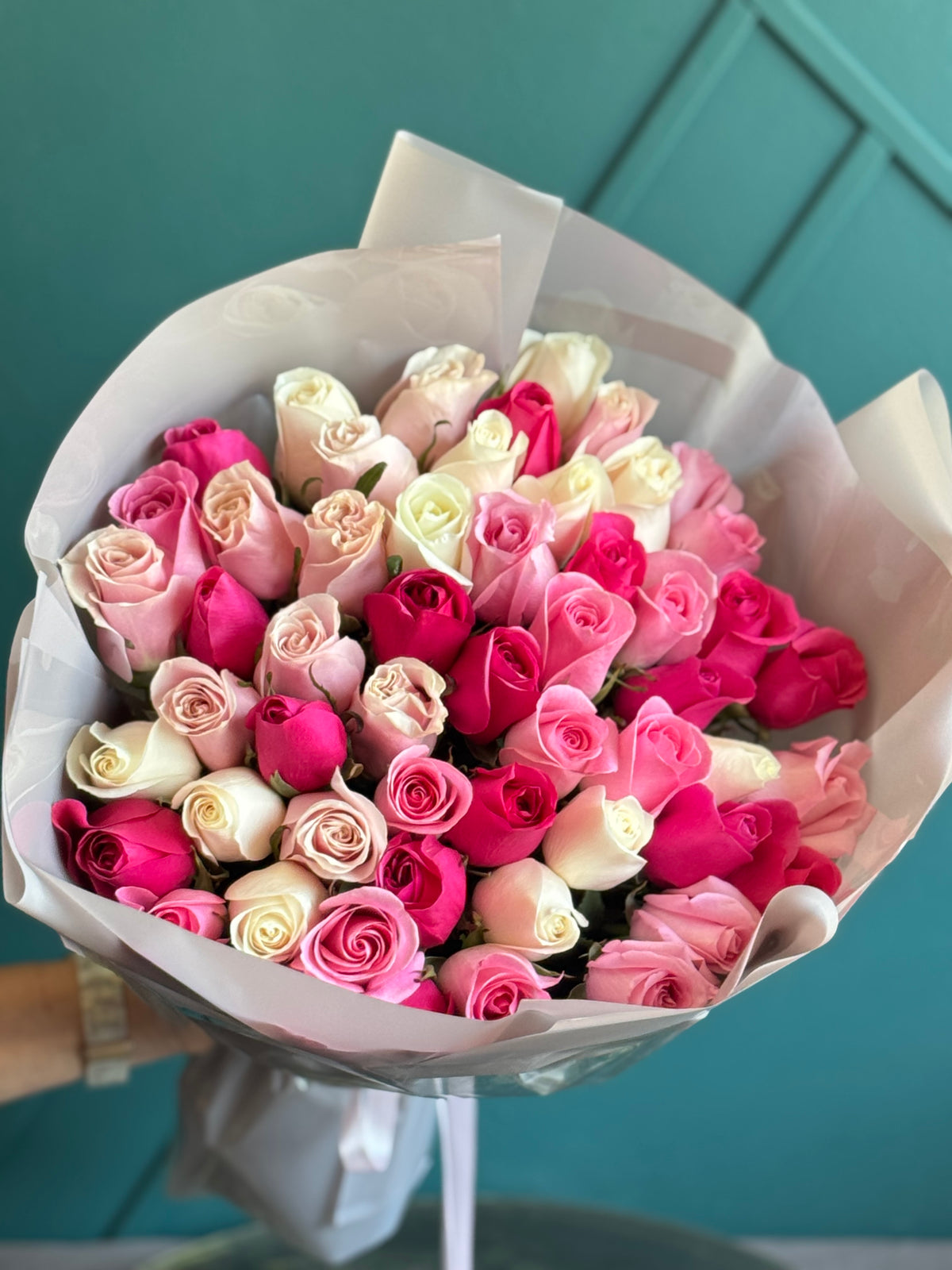 50 Pink Roses Bouquet Miami | Pink & White Roses