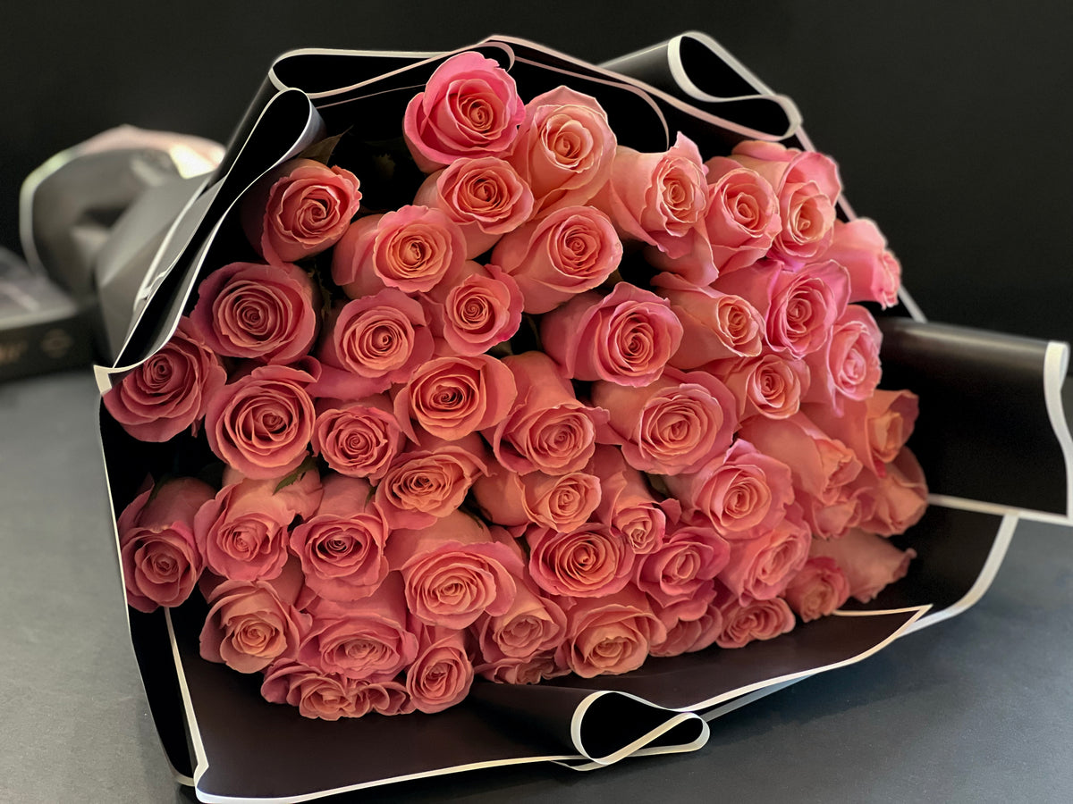 50 blush pink roses luxury bouquet Miami