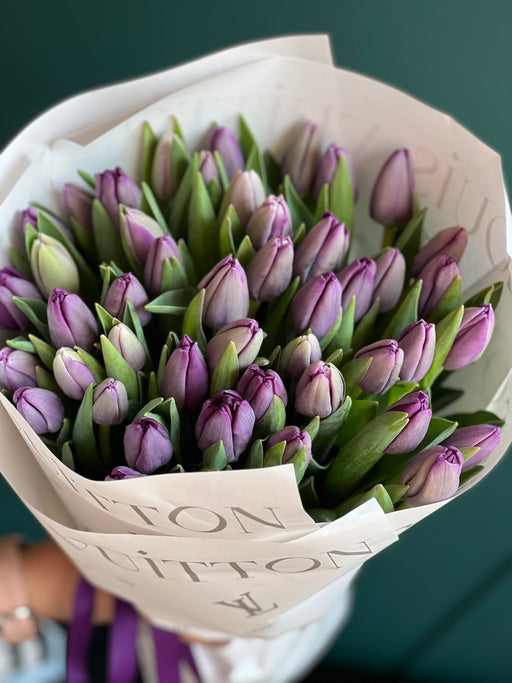 50 purple tulips bouquet miami