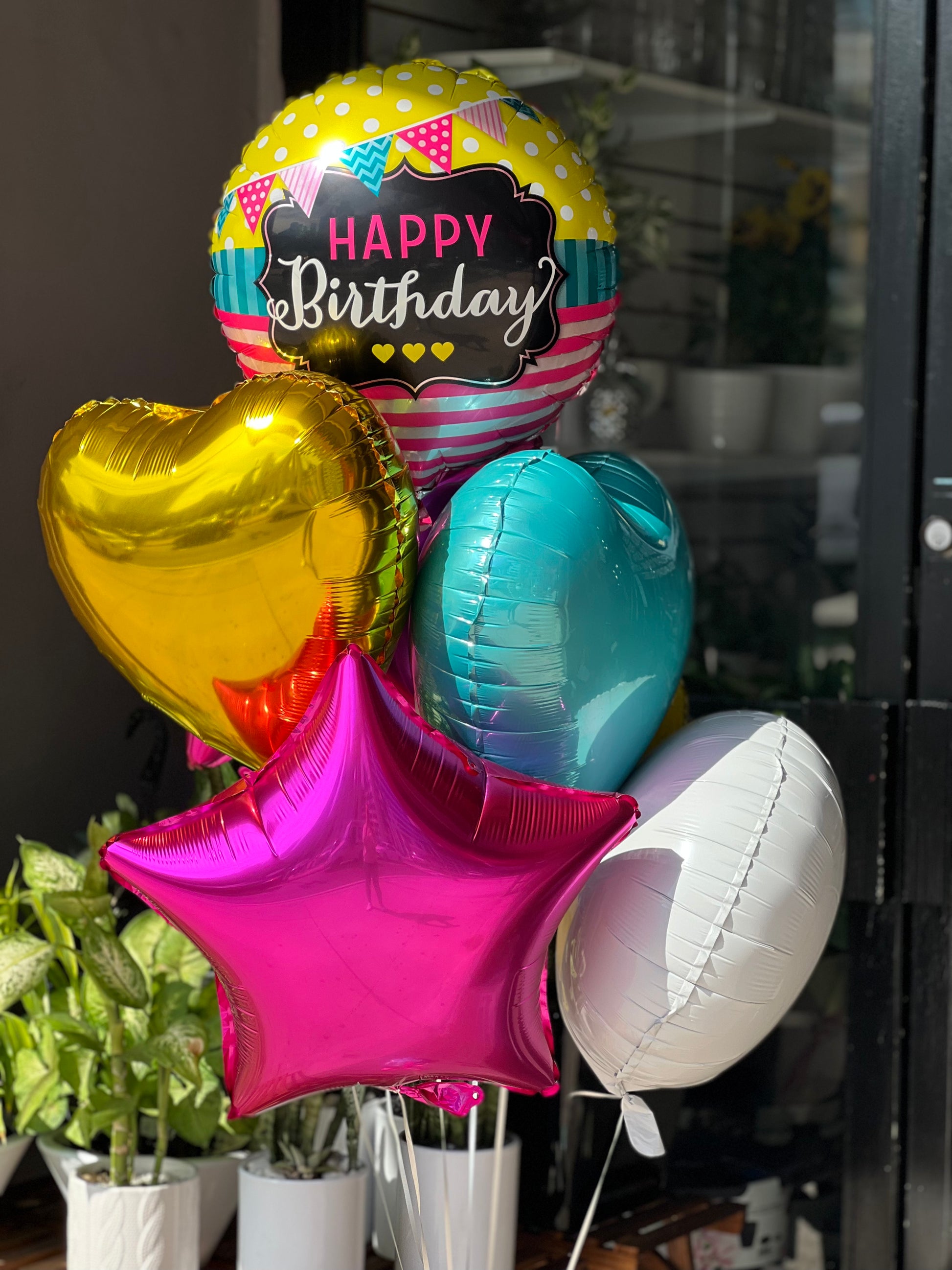 7 balloons birthday bouquet for home office and restaurant delivery
