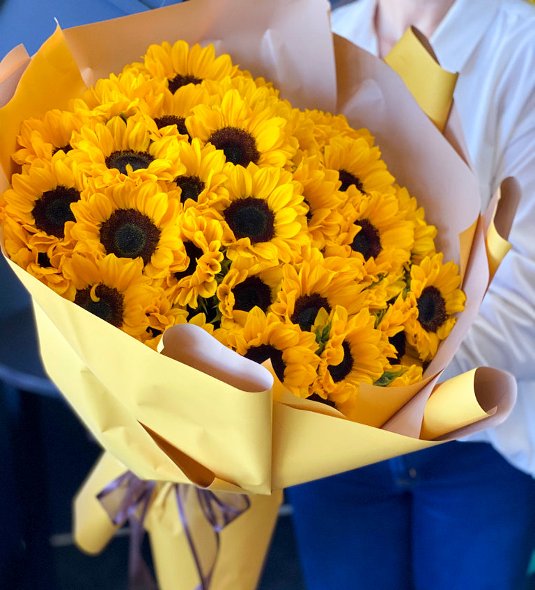 50 Sunflowers Bouquet in Miami | Luxury Flowers Miami