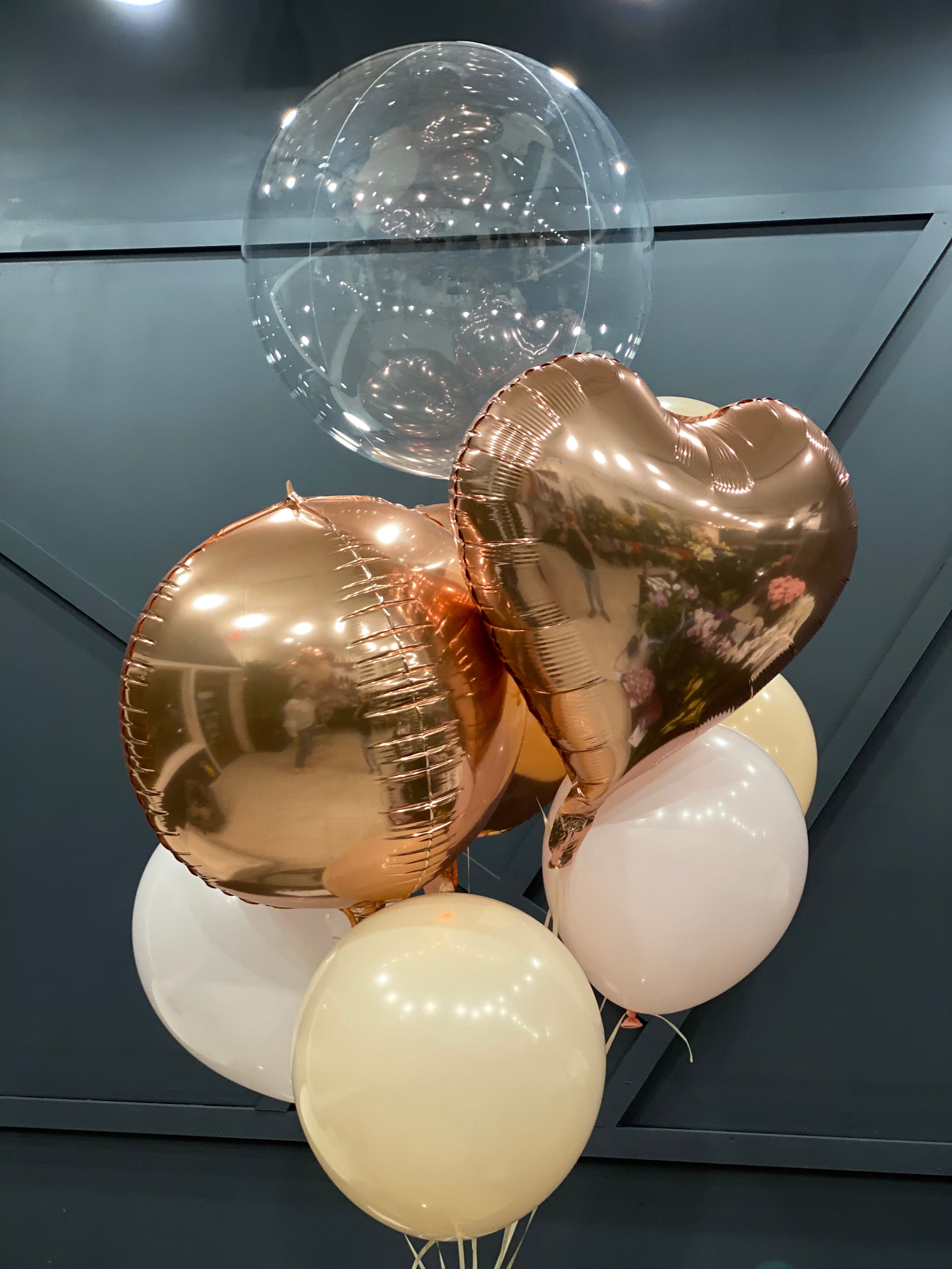 Balloon bouquet with 2 large top balloons for birthdays and events