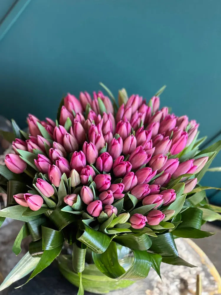 75 Pink Tulips in a Vase | Fresh Tulips Arrangement buy online Luxury Flowers Miami