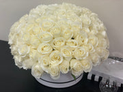 Elegant 100 white roses in a luxury round flower box in Miami