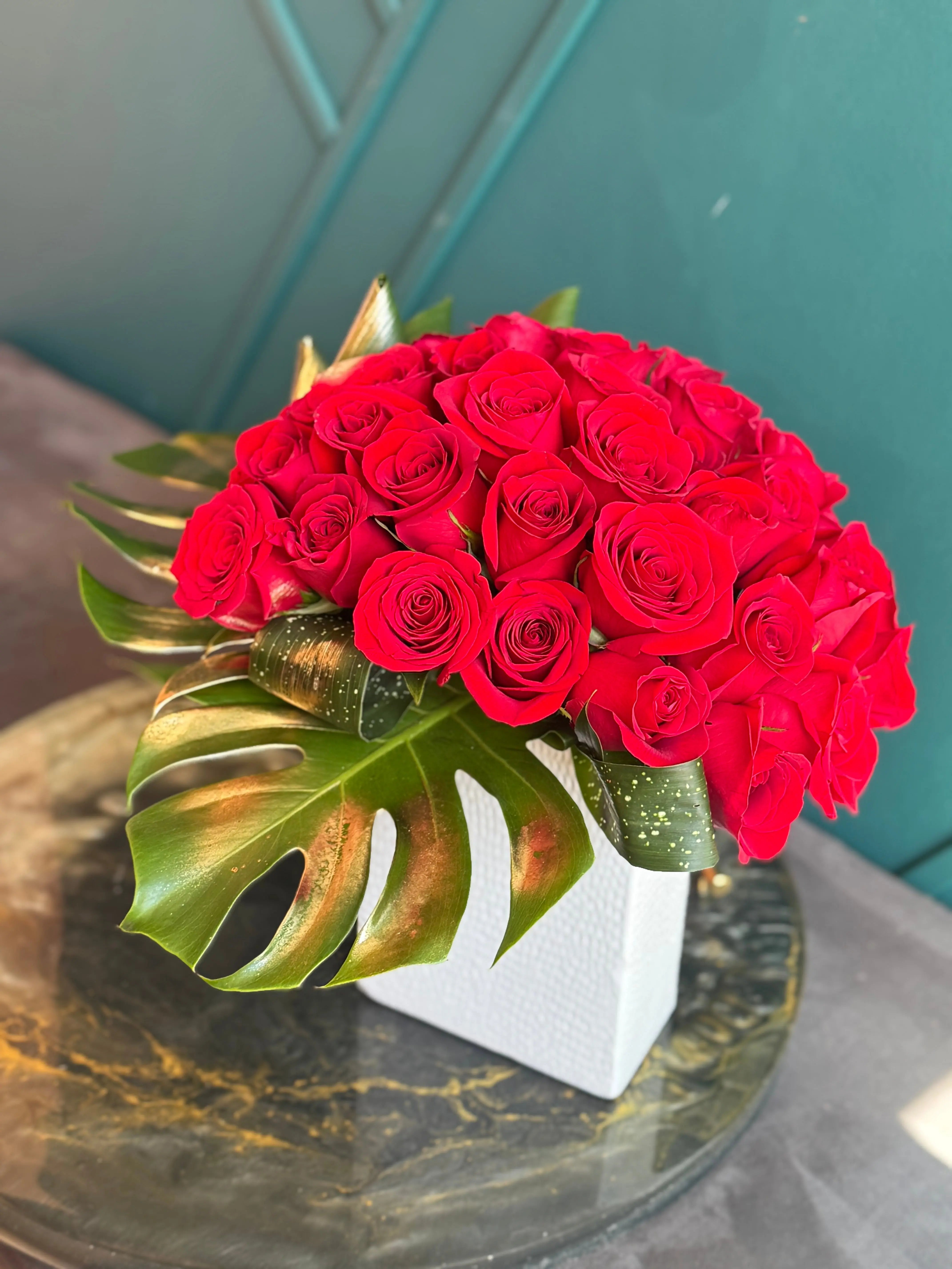 Elegant red roses centerpiece for anniversary gift