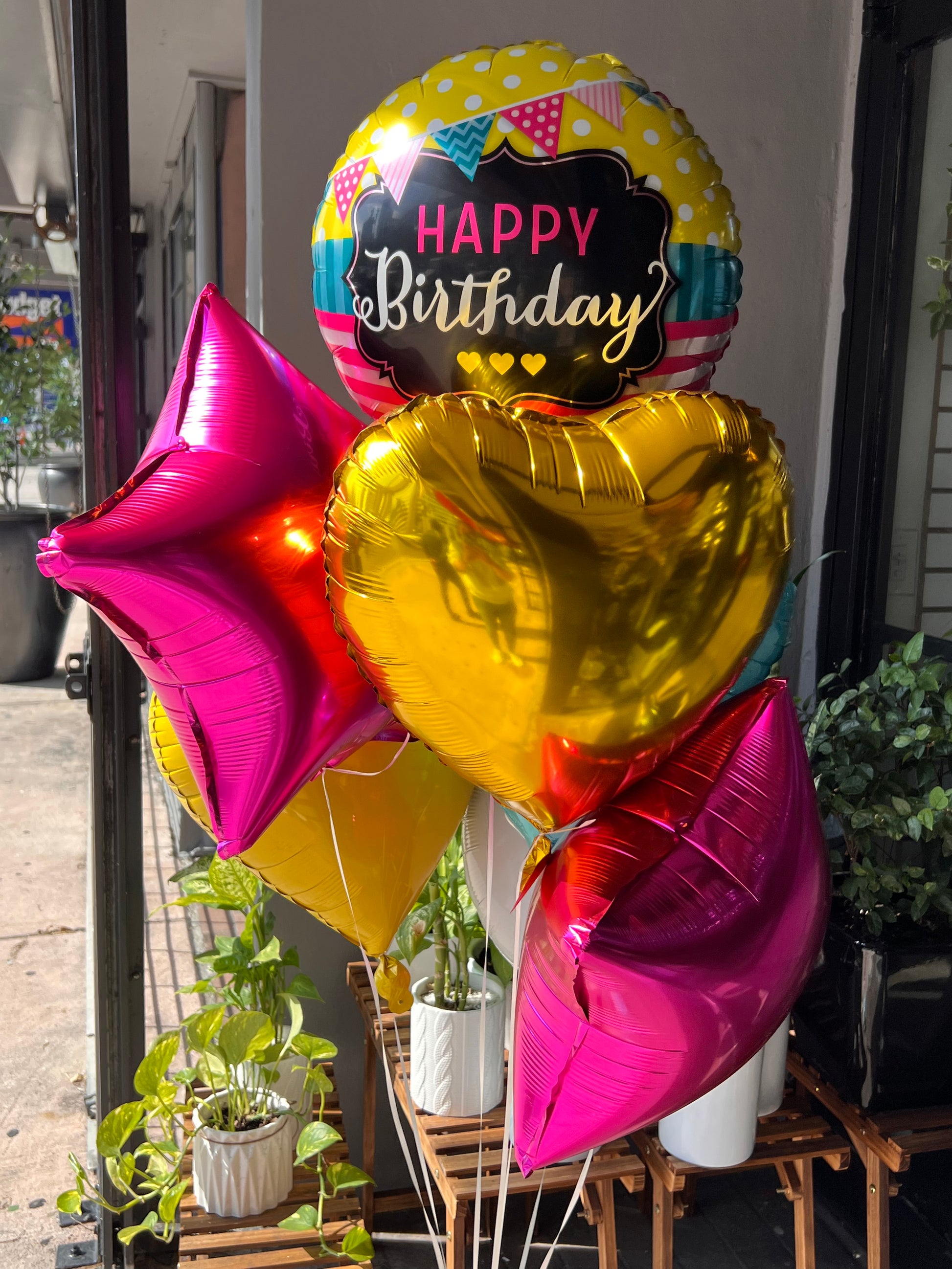 Happy Birthday 7 balloon bouquet for delivery in Miami
