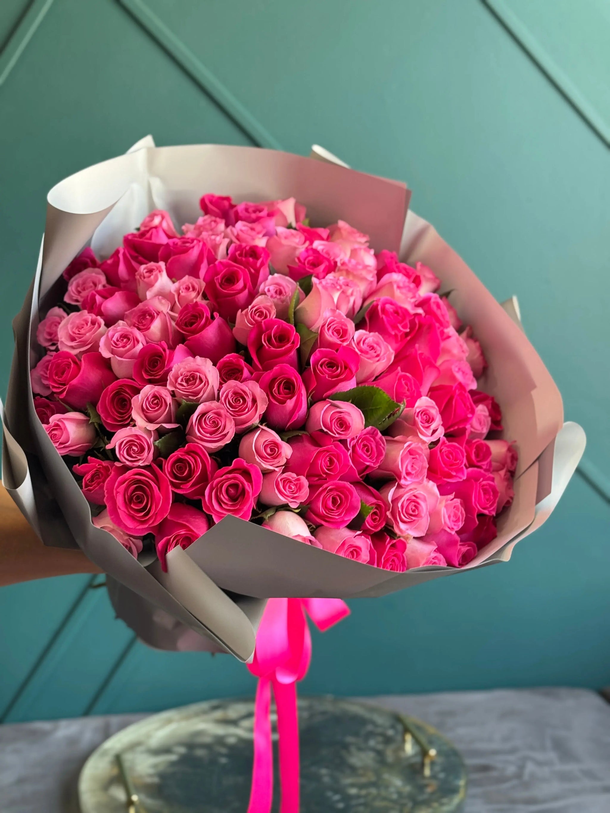 100 Pink Roses Bouquet | Luxury Hot & Light Pink Roses buy online Luxury Flowers Miami