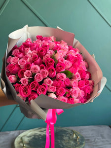 100 Pink Roses Bouquet | Luxury Hot & Light Pink Roses buy online Luxury Flowers Miami