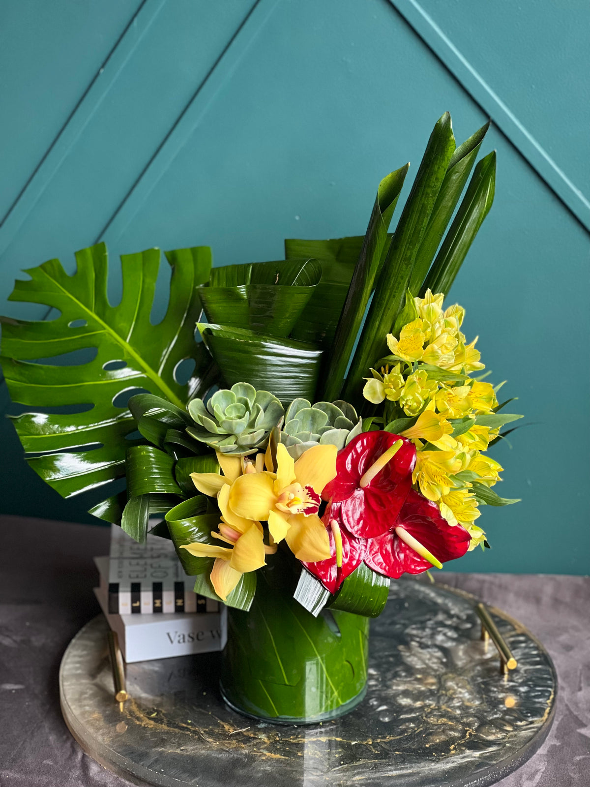 Corporate flower delivery to offices and businesses in Miami