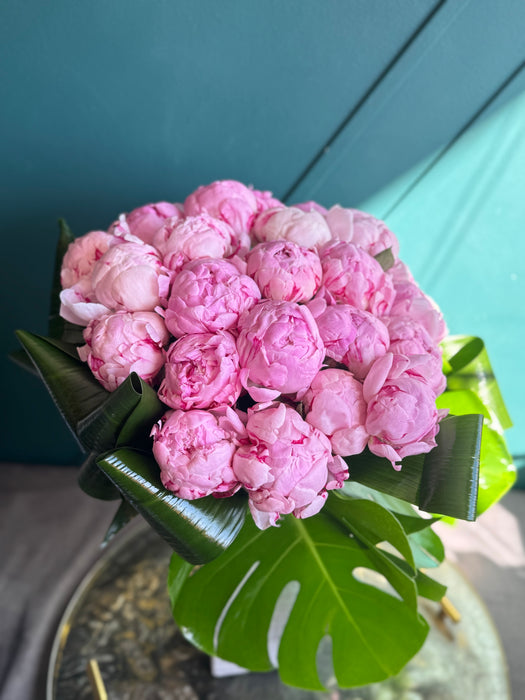 24 Peonies Arrangement | Ceramic Tall Vase Luxury Flowers