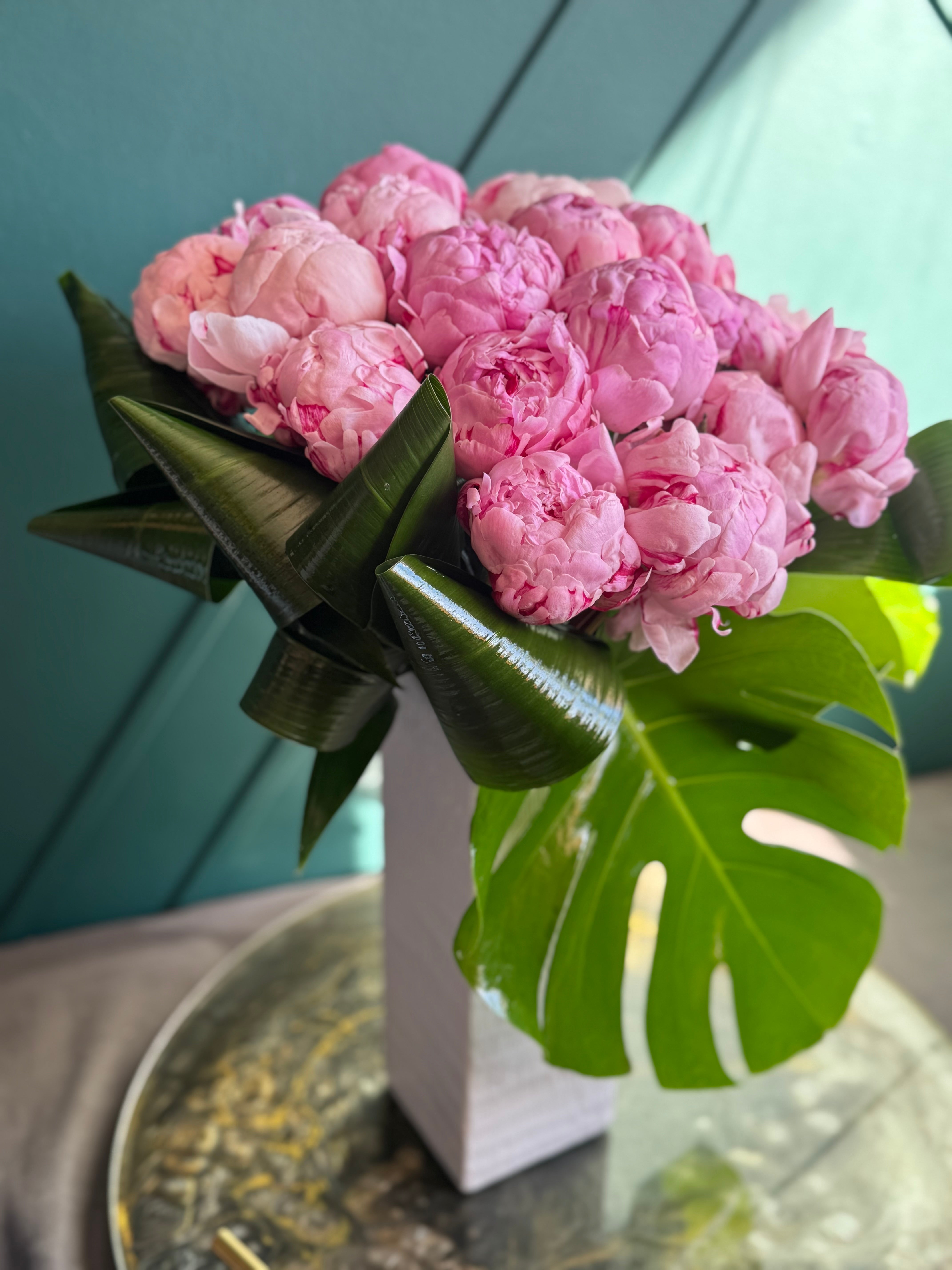 24 Pink Peonies – Luxury Peony Arrangement