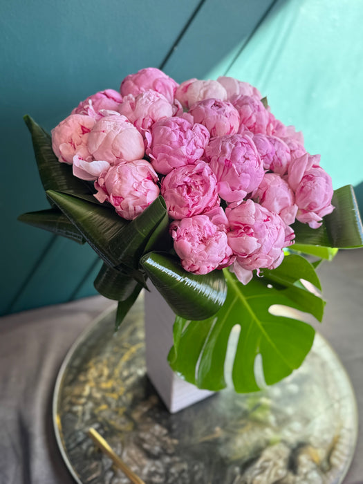 24 Peonies Arrangement | Ceramic Tall Vase Luxury Flowers