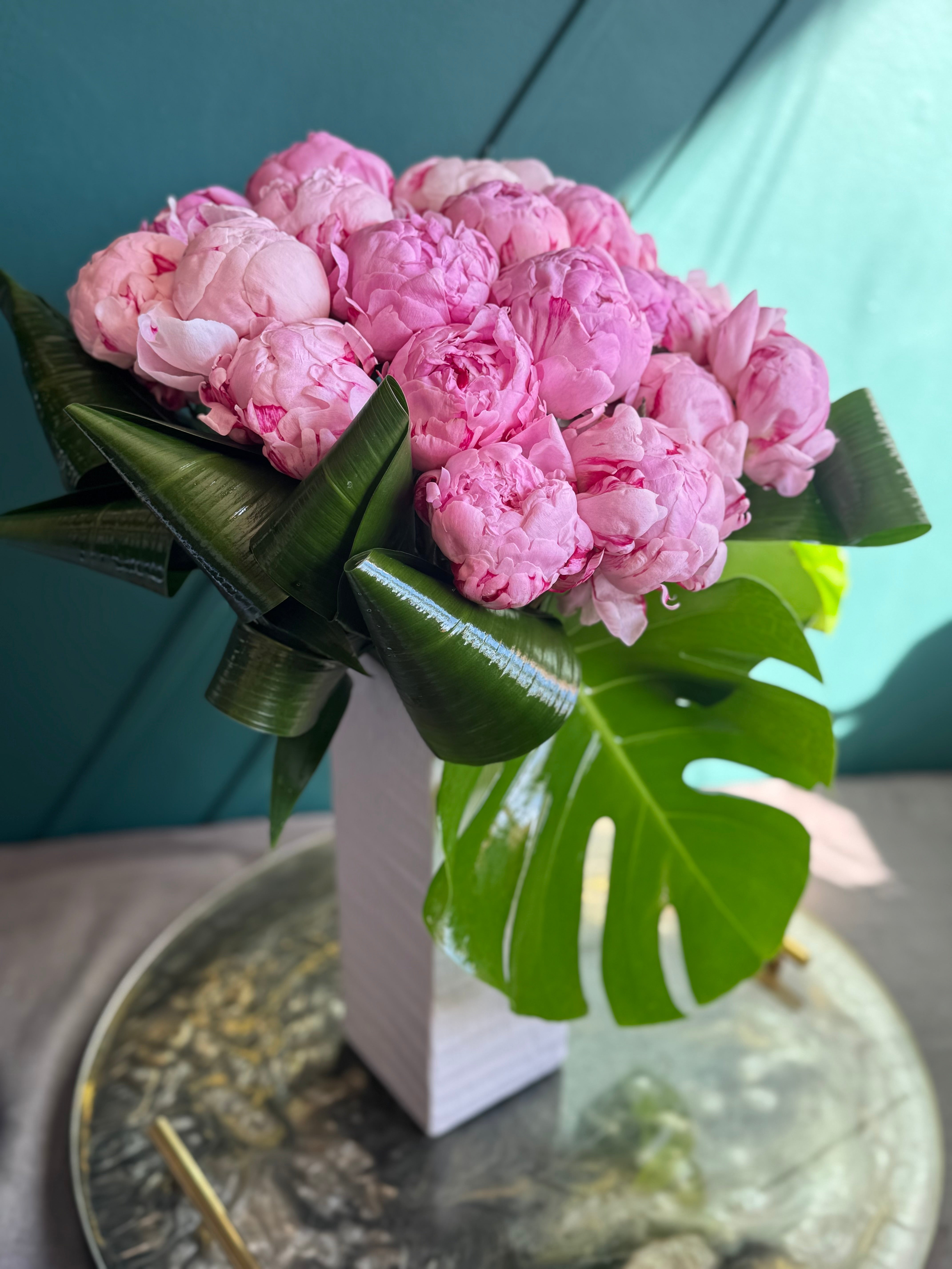 24 Pink Peonies – Luxury Peony Arrangement