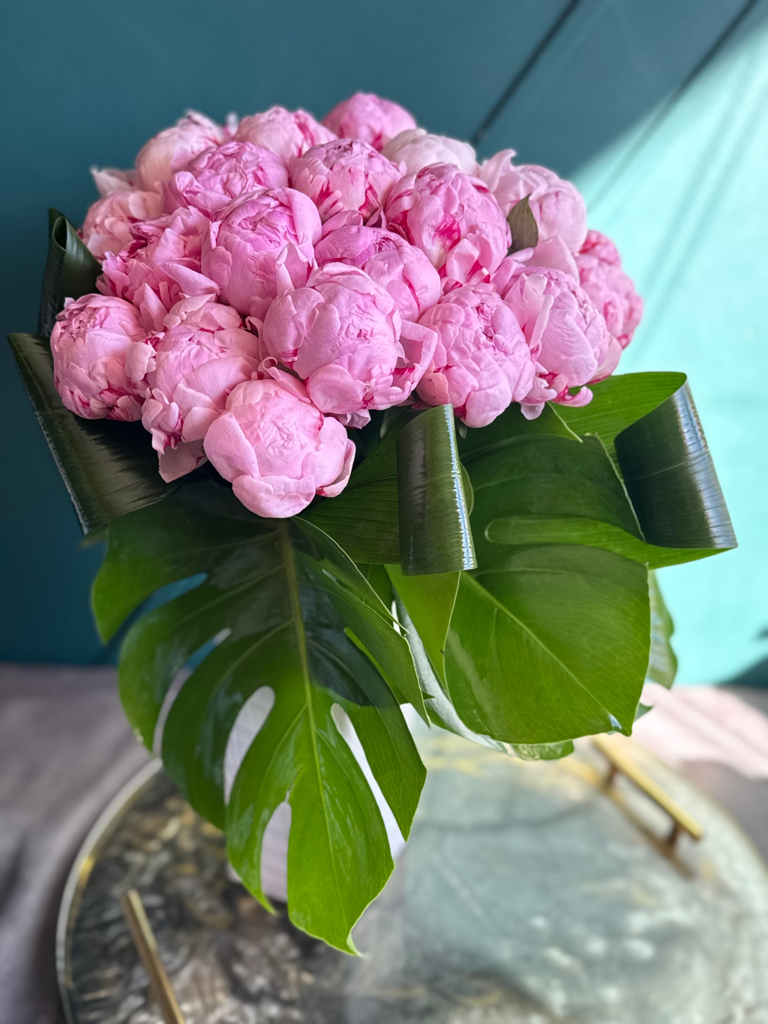 24 Pink Peonies – Luxury Peony Arrangement