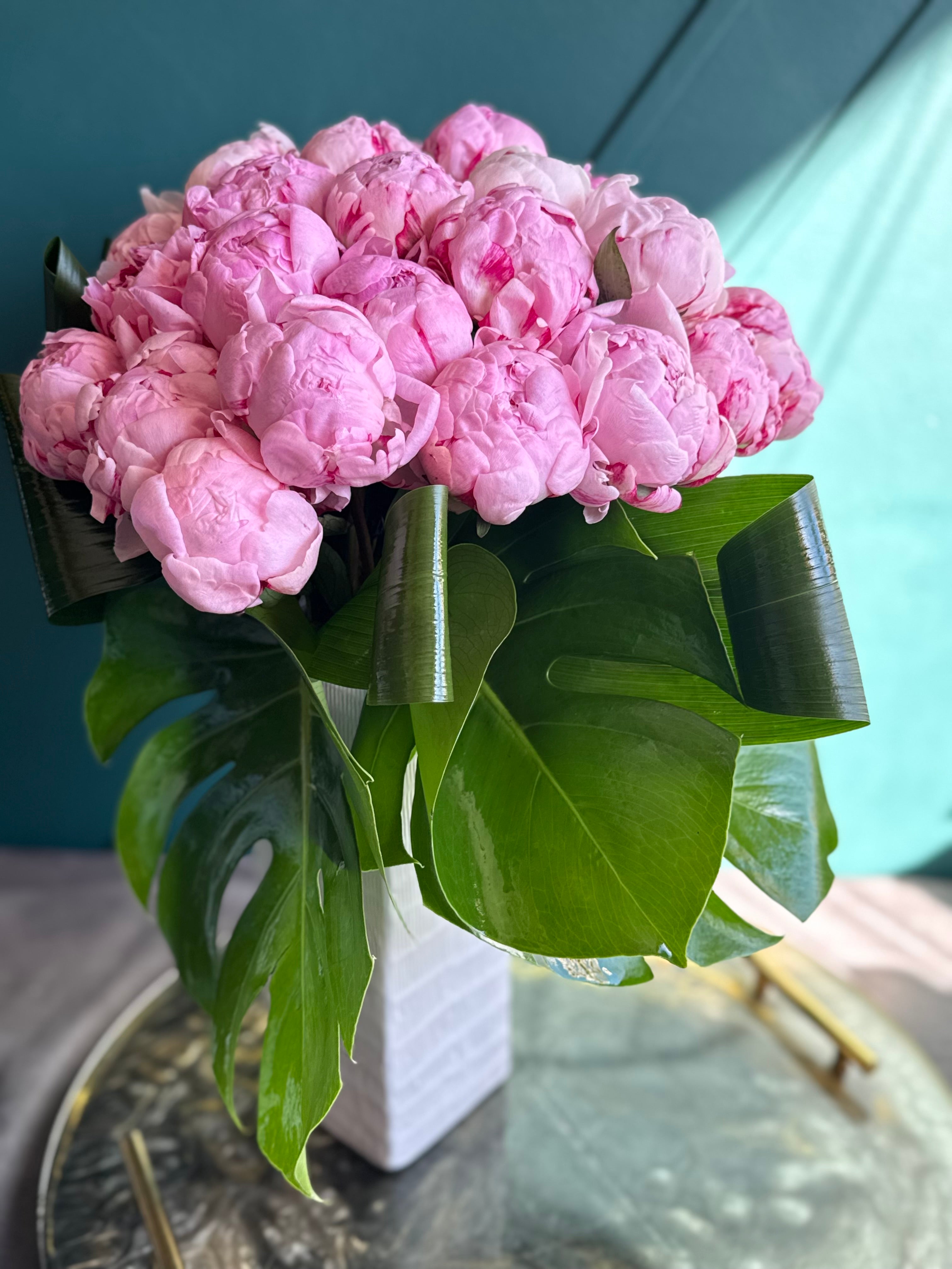 24 Pink Peonies – Luxury Peony Arrangement