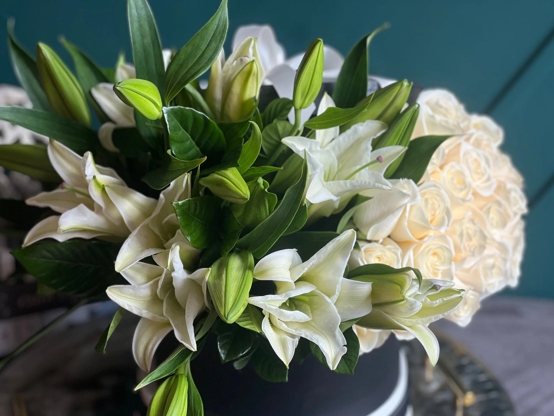 75 White Roses & Fragrant Lilies in Black Luxury Box buy online Luxury Flowers Miami