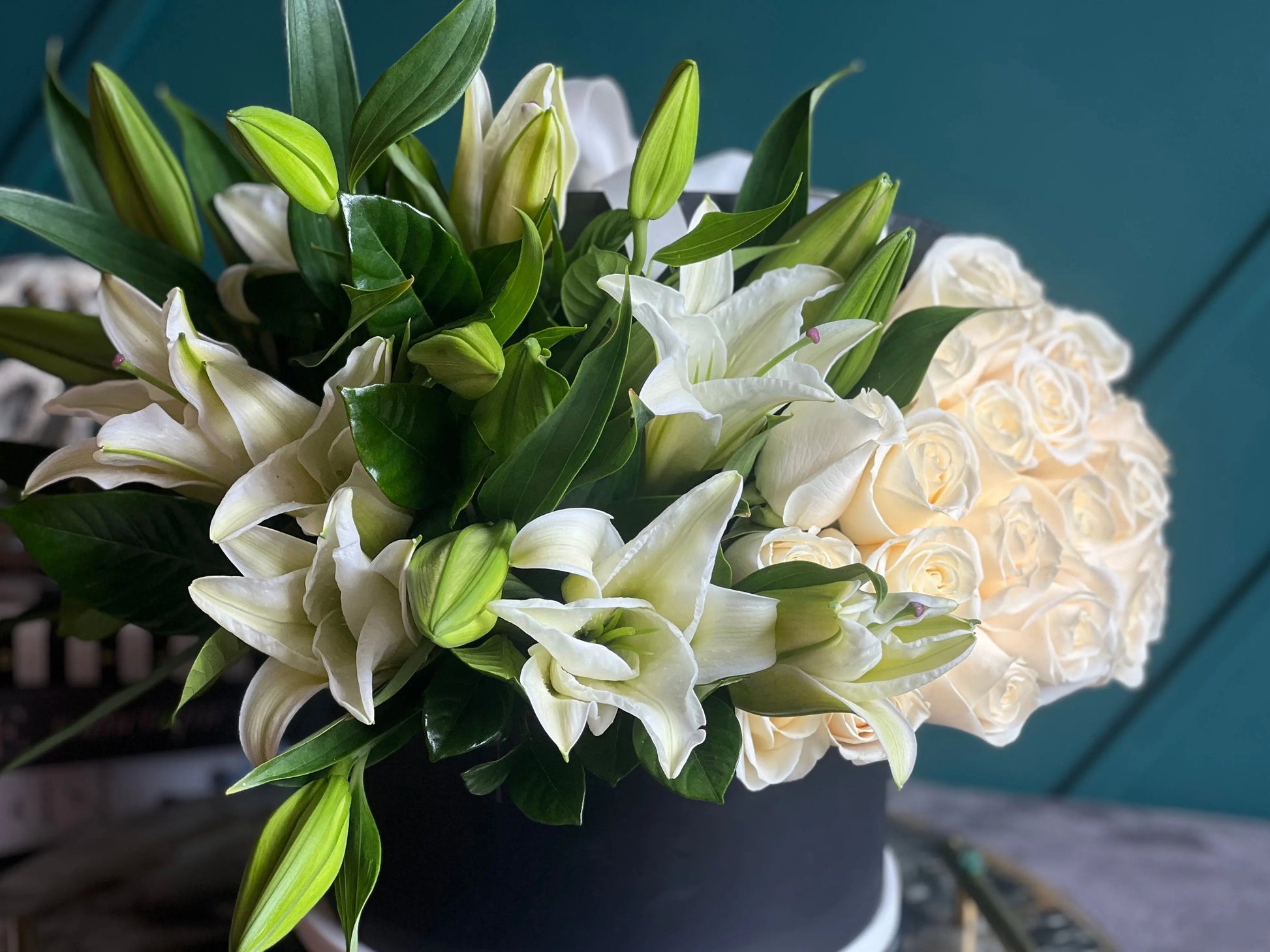 75 White Roses & Fragrant Lilies in Black Luxury Box buy online Luxury Flowers Miami