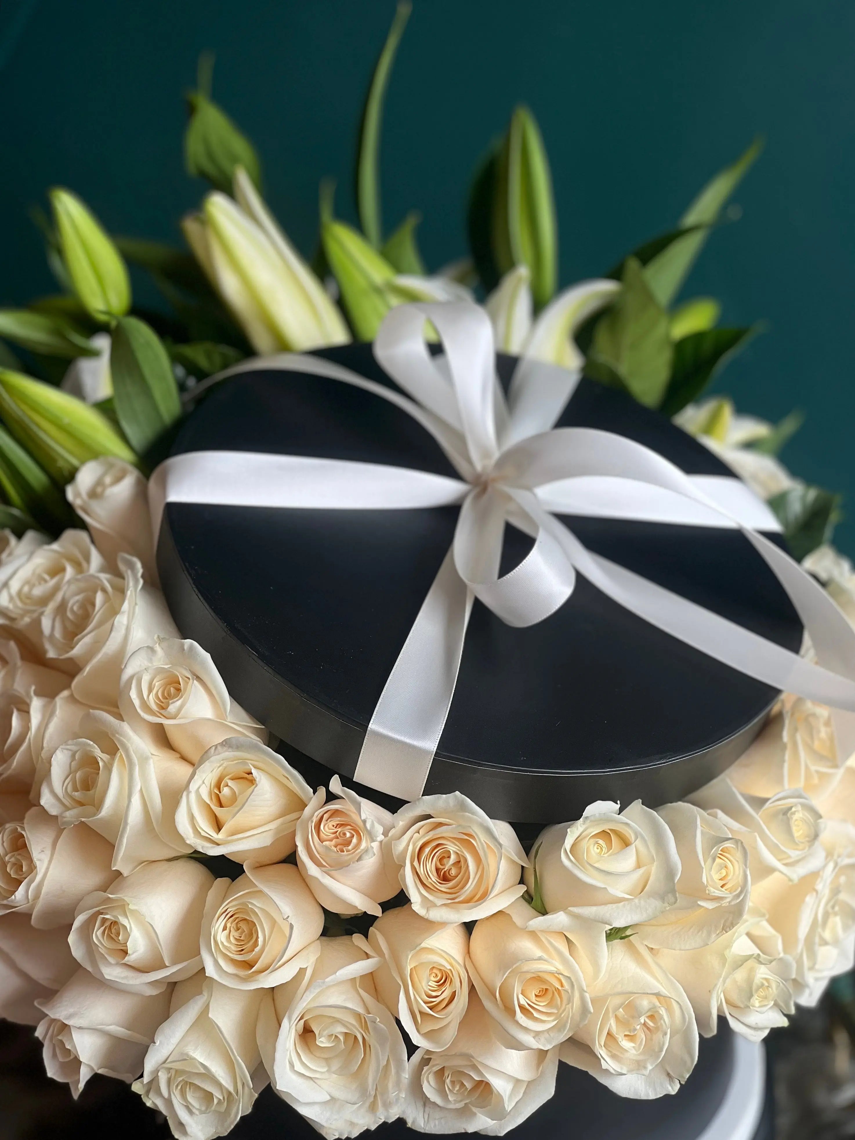 75 White Roses & Fragrant Lilies in Black Luxury Box buy online Luxury Flowers Miami