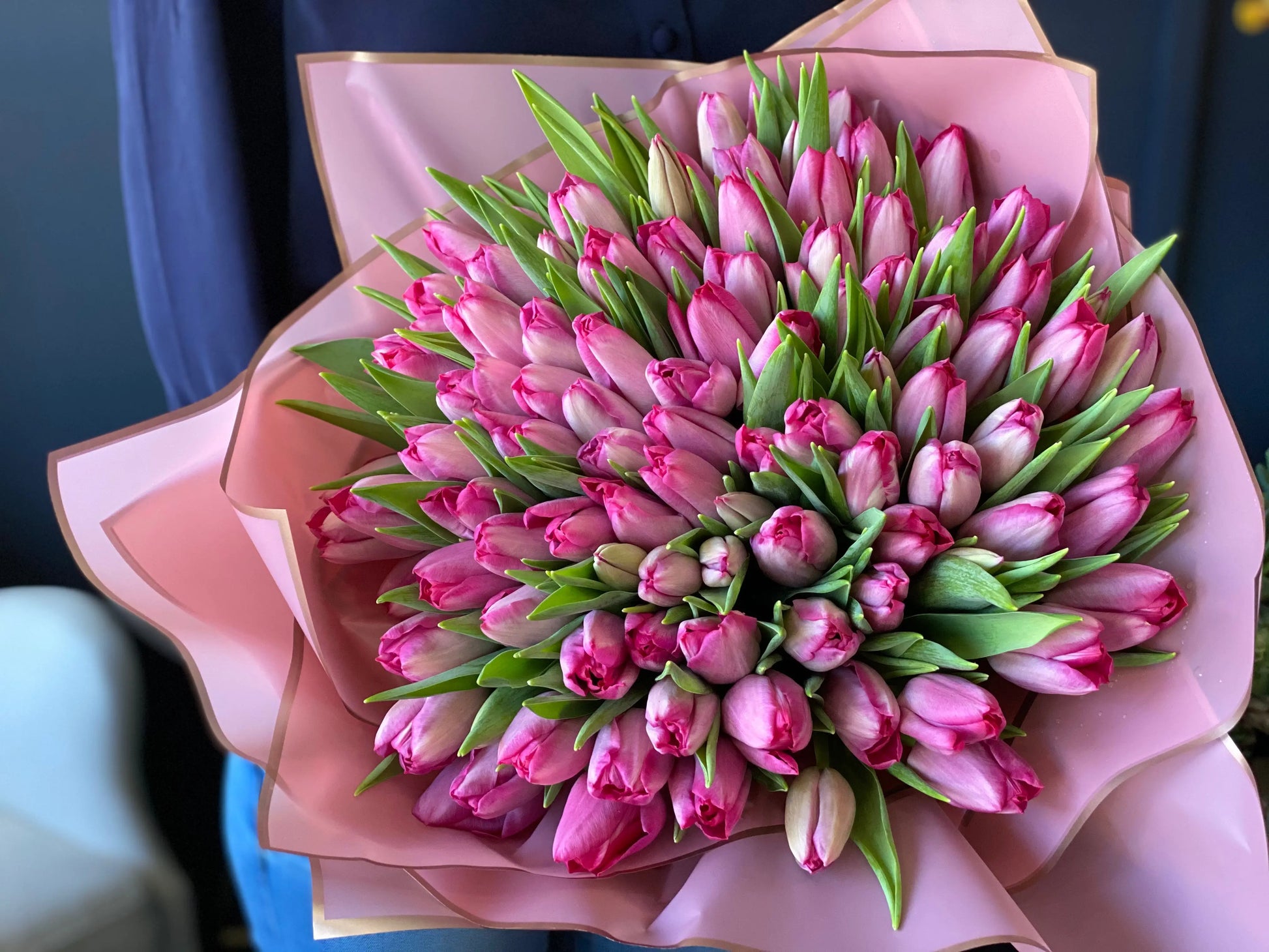 100 Dark Pink Tulips Bouquet | Luxury Flowers Miami buy online Luxury Flowers Miami