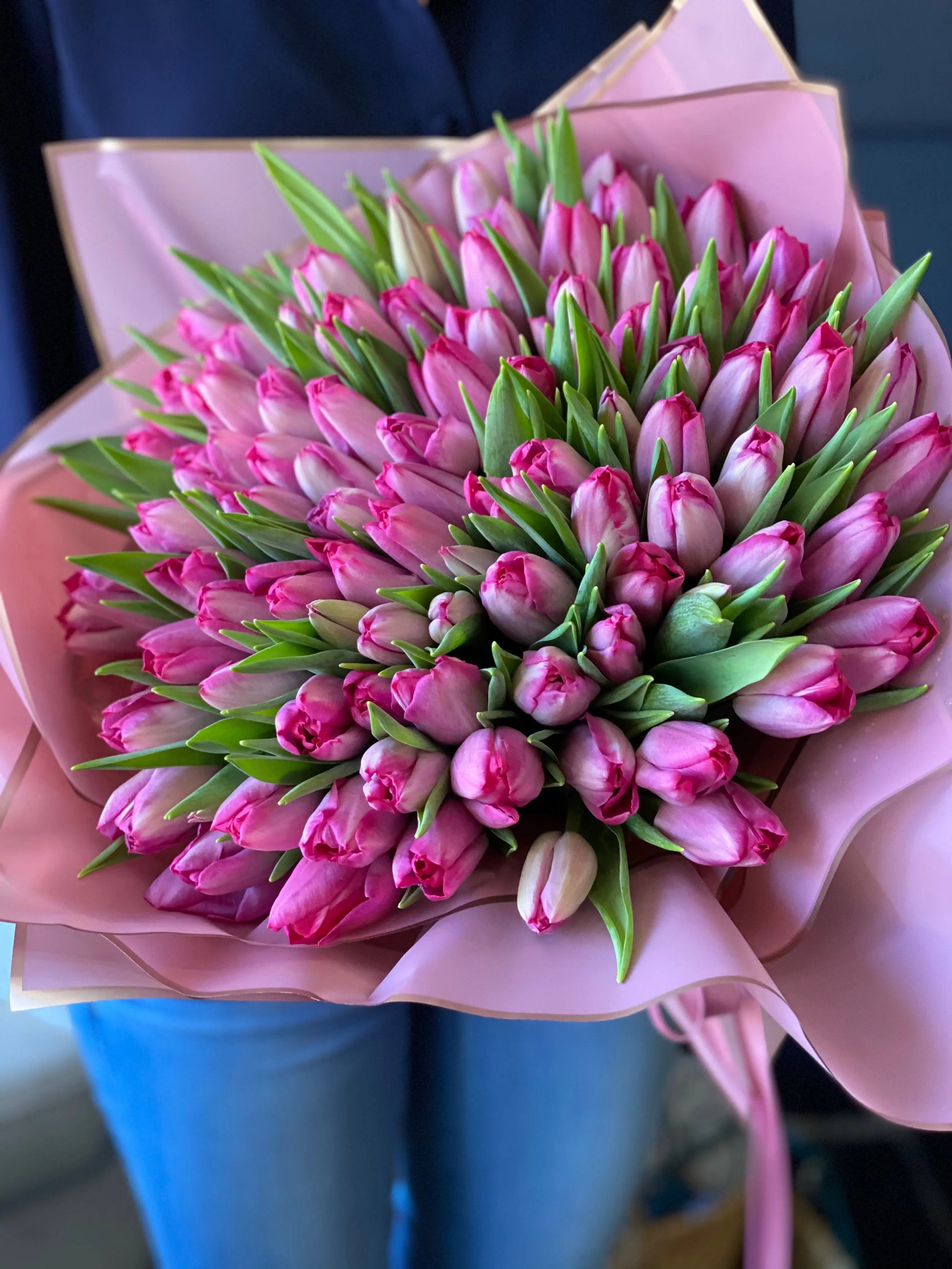 100 Dark Pink Tulips Bouquet | Luxury Flowers Miami buy online Luxury Flowers Miami