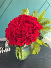 Luxury 50 Red Roses Arrangement – Modern Vase Design Luxury Flowers Miami