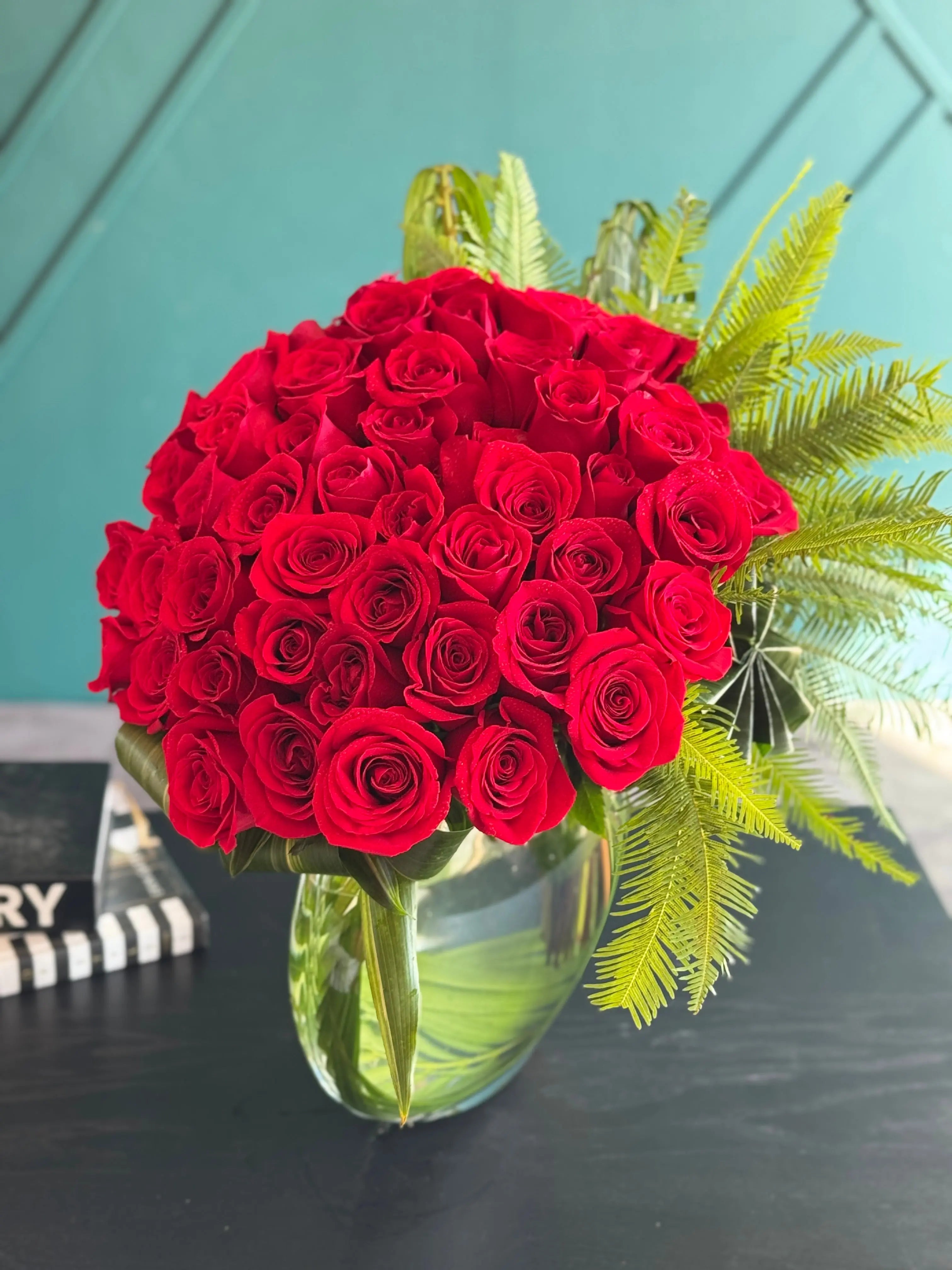 Luxury 50 Red Roses Arrangement – Modern Vase Design Luxury Flowers Miami
