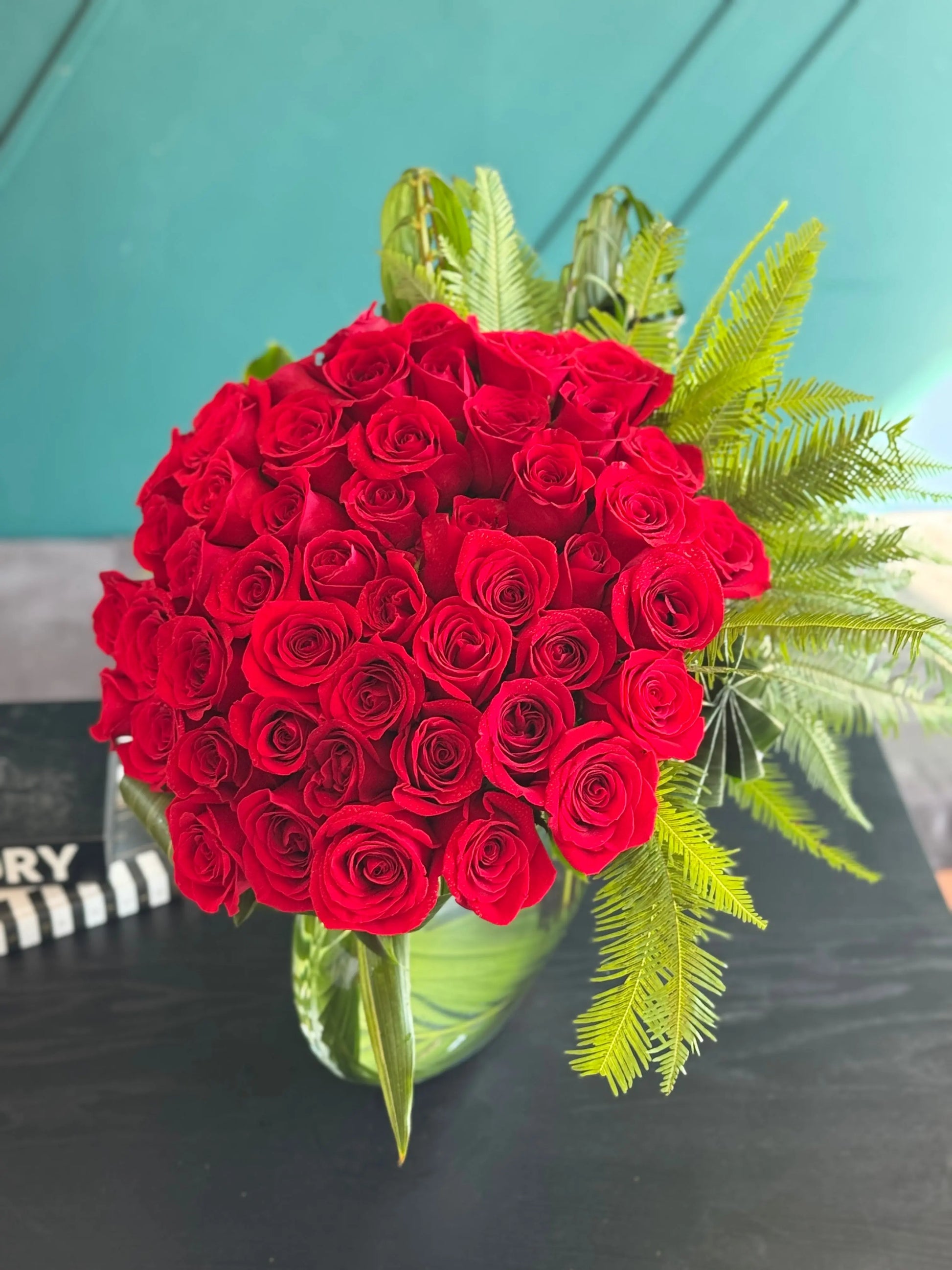 Luxury 50 Red Roses Arrangement – Modern Vase Design Luxury Flowers Miami