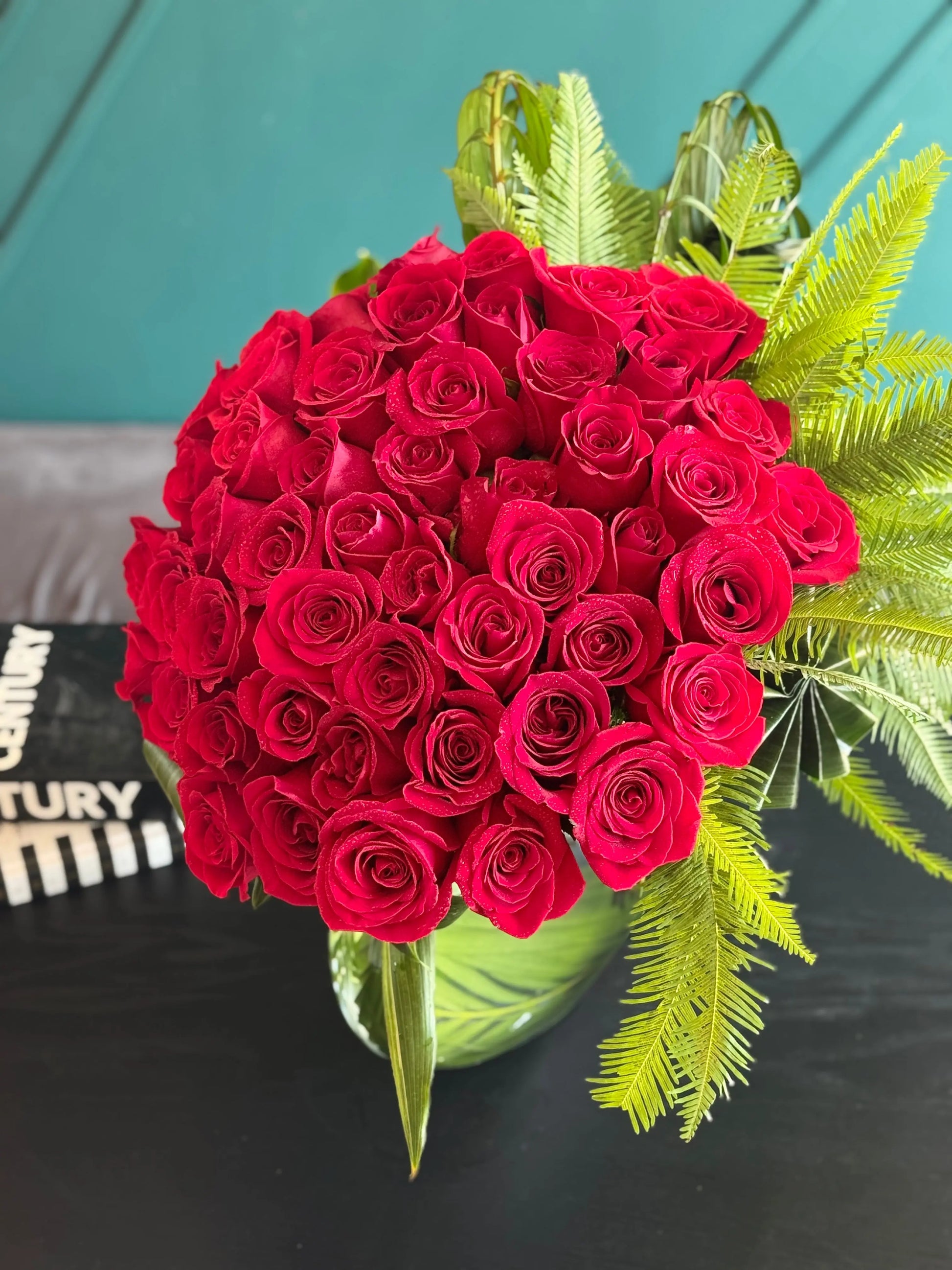 Luxury 50 Red Roses Arrangement – Modern Vase Design Luxury Flowers Miami