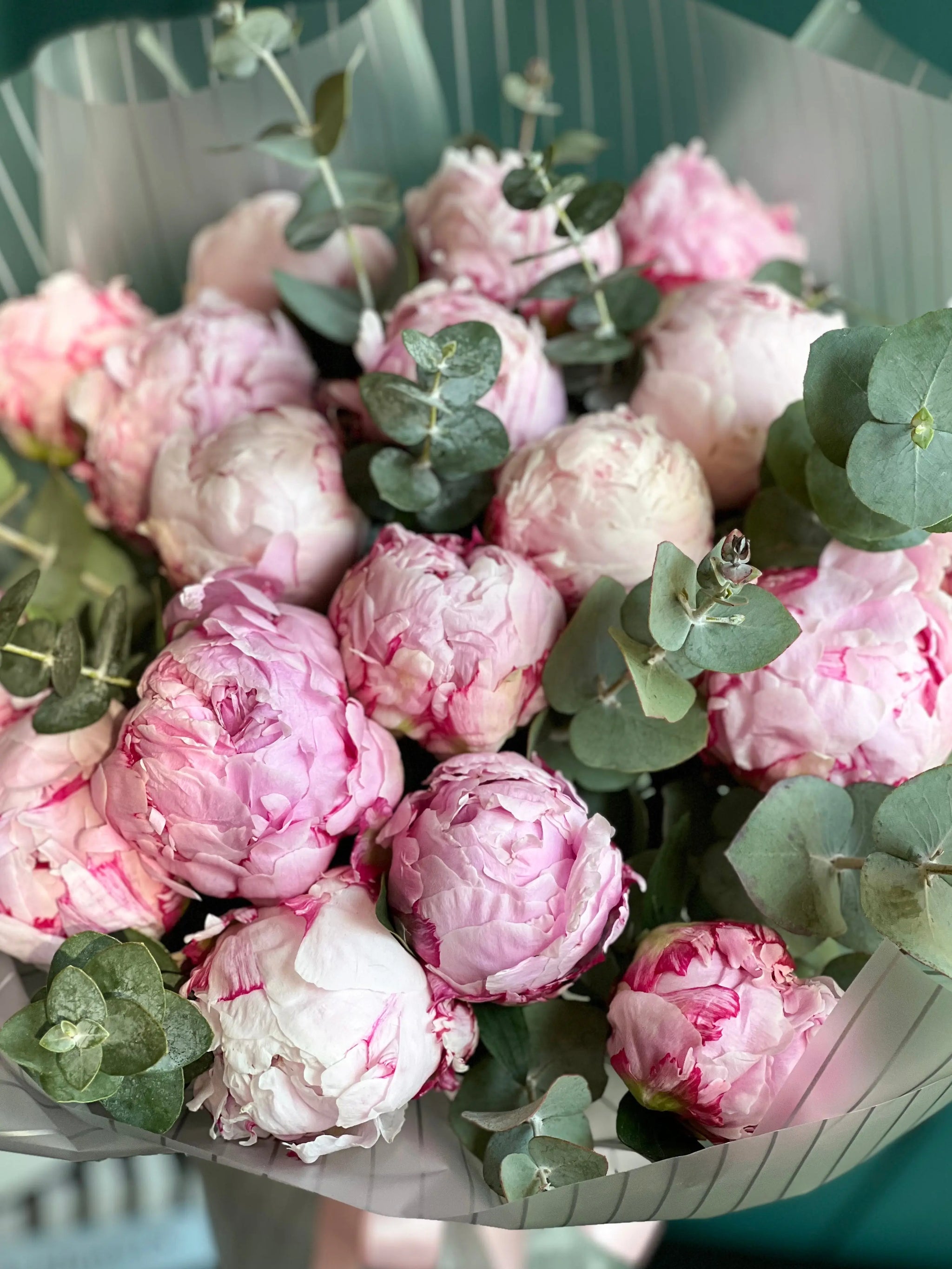 19 Peonies Bouquet | Luxury Pink Peony Flowers buy online Luxury Flowers Miami