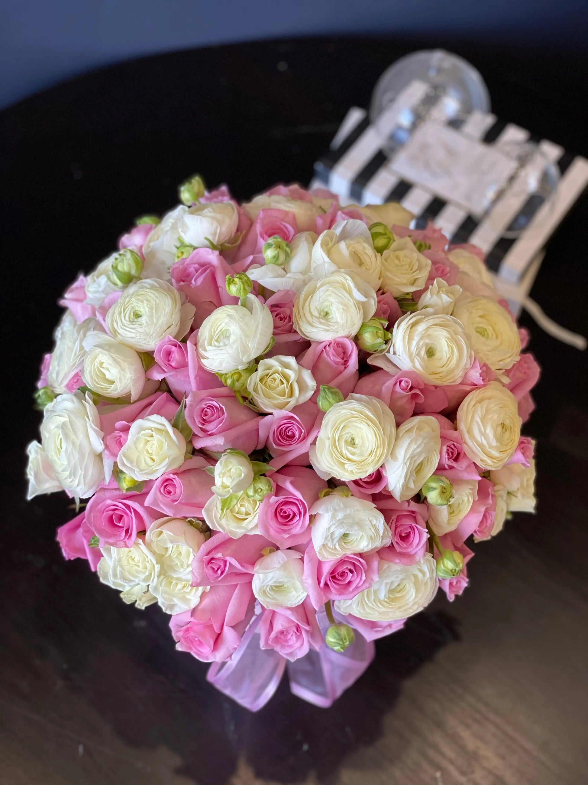 Pink Roses & Ranunculus Luxury Box | Luxury Flowers Miami buy online Luxury Flowers Miami