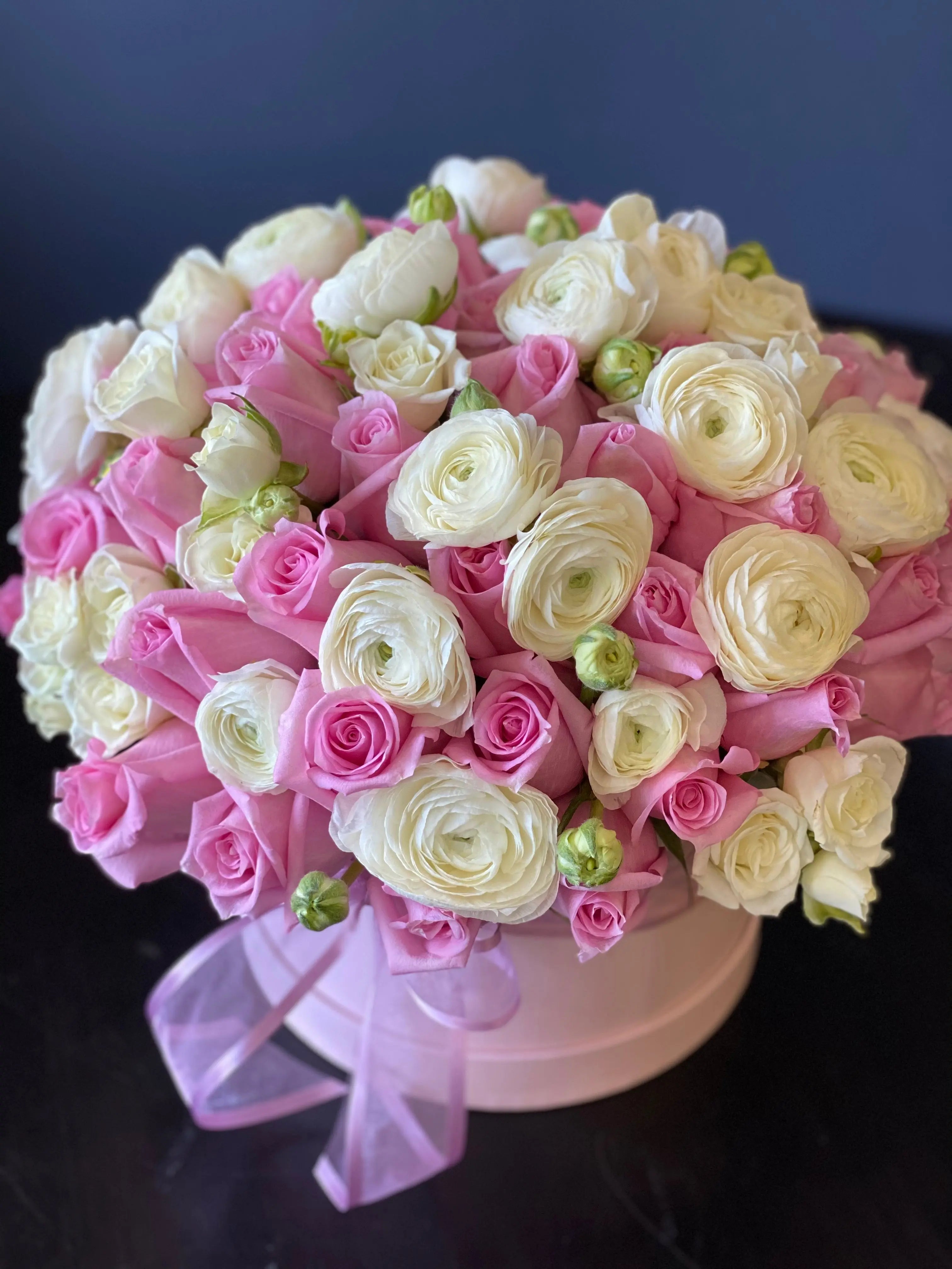 Pink Roses & Ranunculus Luxury Box | Luxury Flowers Miami buy online Luxury Flowers Miami