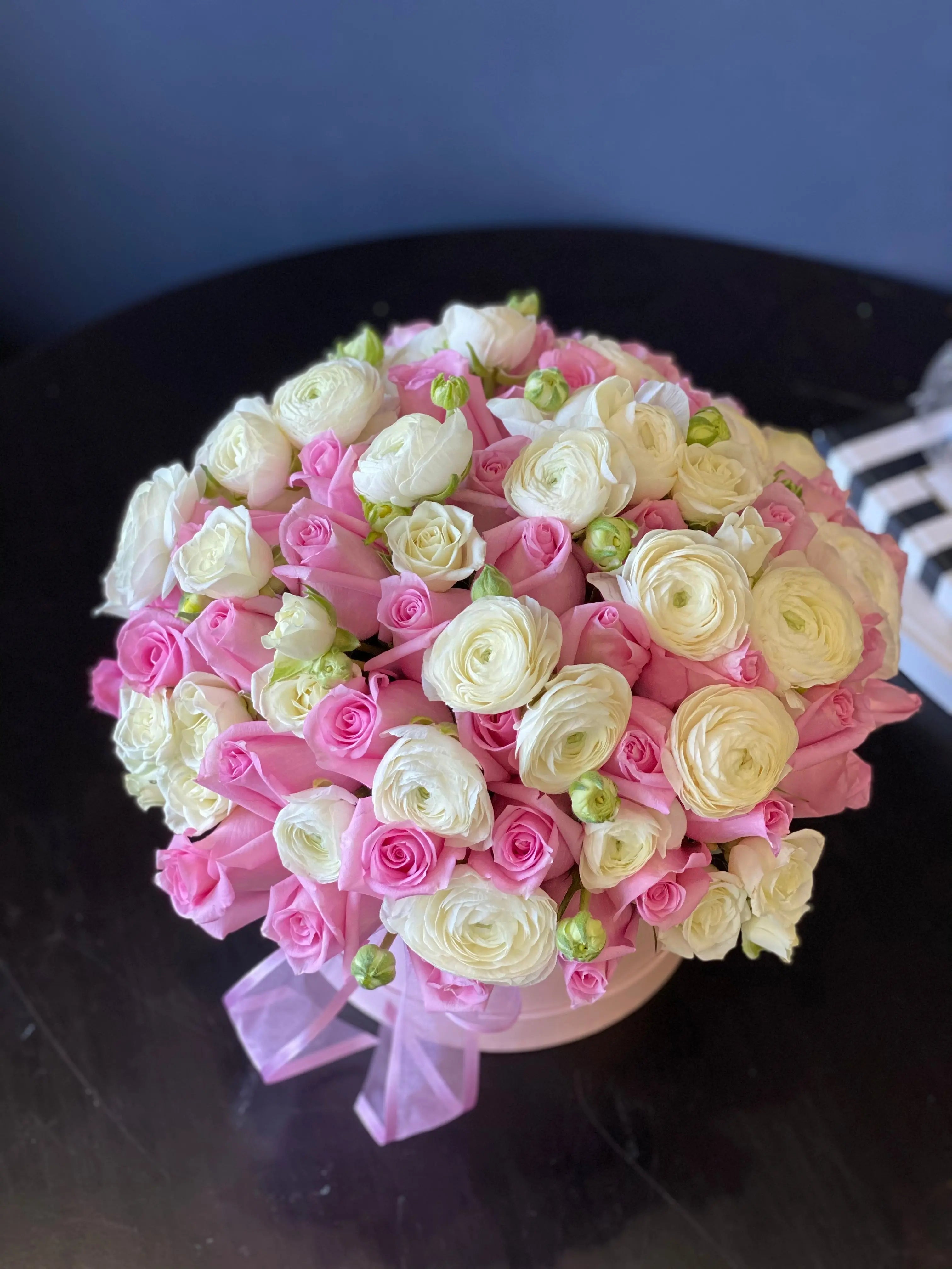 Pink Roses & Ranunculus Luxury Box | Luxury Flowers Miami buy online Luxury Flowers Miami