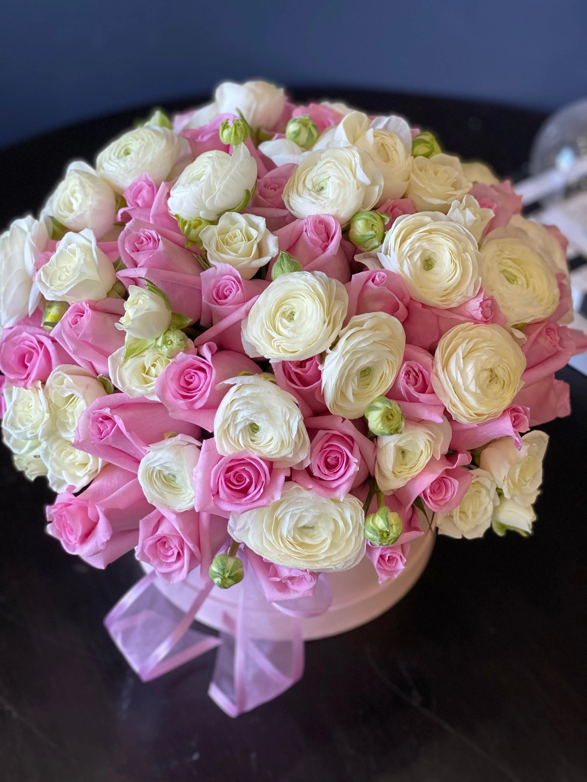 Pink Roses & Ranunculus Luxury Box | Luxury Flowers Miami buy online Luxury Flowers Miami