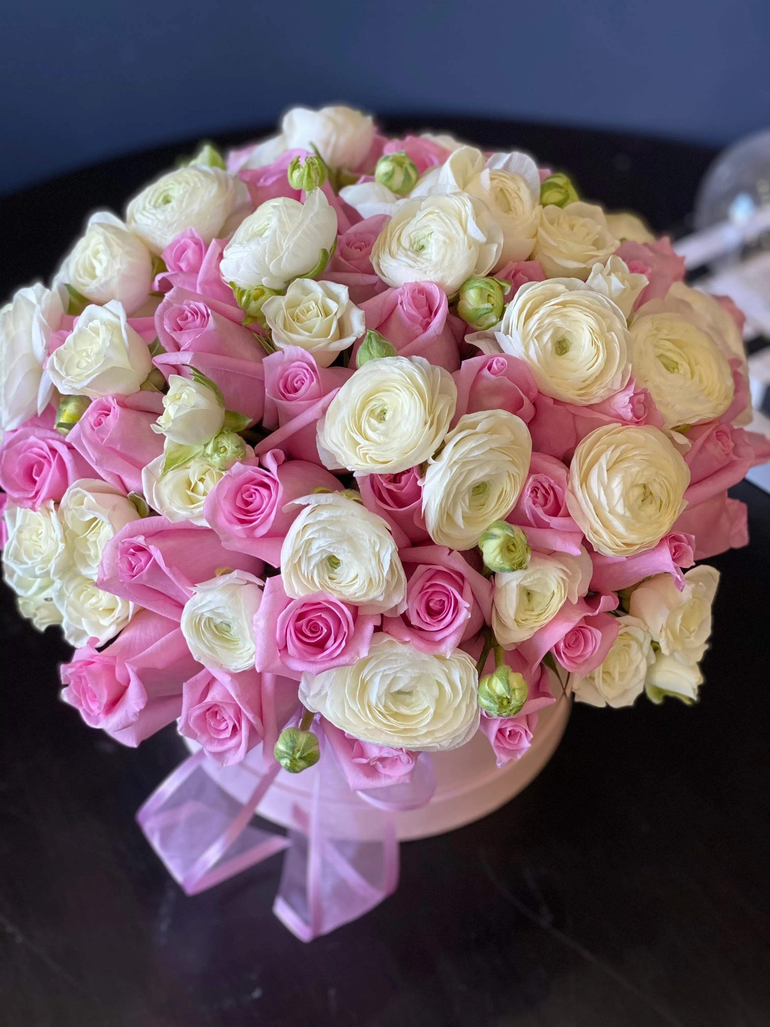 Pink Roses & Ranunculus Luxury Box | Luxury Flowers Miami buy online Luxury Flowers Miami