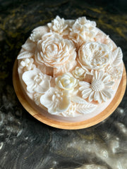 Luxury Floral Candle |Wedding & Gift Candle buy online Luxury Flowers Miami